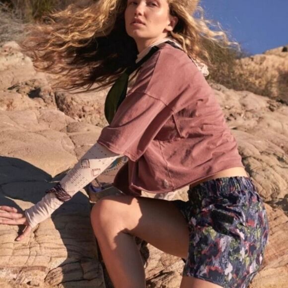 Free People Pants - Free People Movement In The Wild Printed Shorts size Small